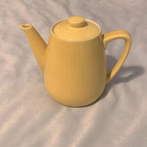 Villeroy and Boch vintage yellow tea pot 4 made in Luxembourg personal coffee